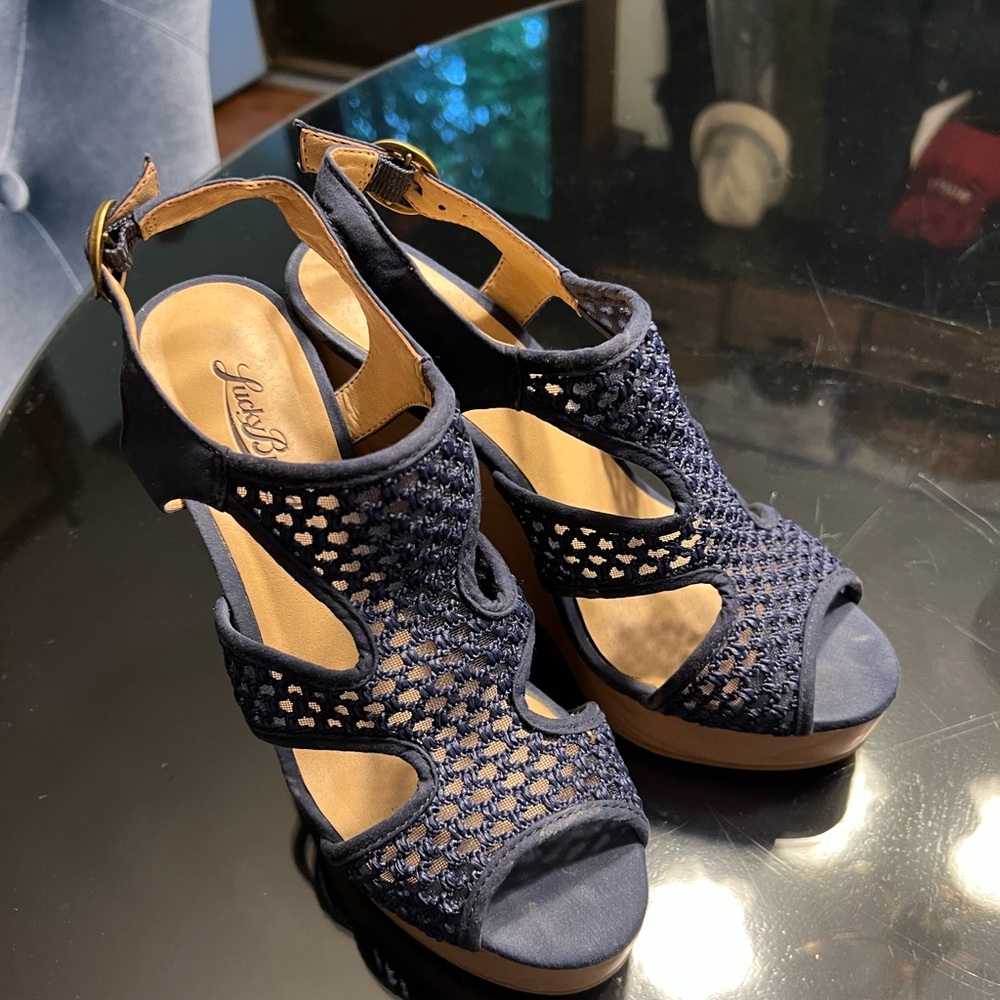 Lucky Brand Raziah Lace Wedge Sandal Women’s Size 7.5 M Navy